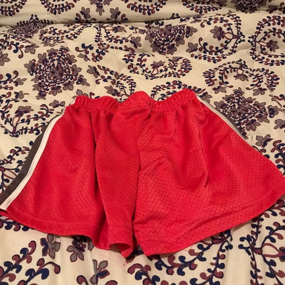 Shorts - Picture 2 of 3